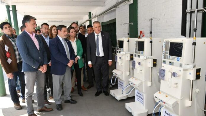 Jaldo recibió insumos y equipamientos médicos que se distribuirán en