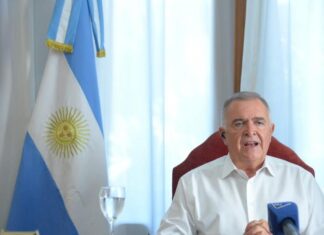 Jaldo decretó asueto administrativo desde el mediodía para alentar a la Selección Argentina