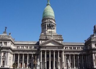 Diputados frenó el alivio para las familias endeudadas y devolvió el proyecto a comisión