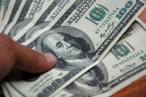922234-647512-46040-dolar-0
