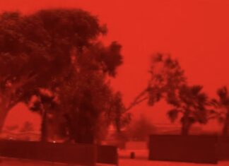 Alerta en Australia: por qué el cielo se tiñó de rojo antes del paso del ciclón Narelle