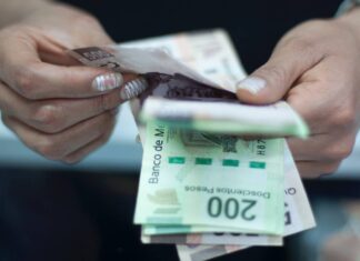 Salarios suben pero falta empleo en México: el desafío laboral en 2026