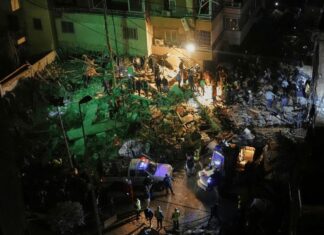 Israel bombardeó Beirut y aseguró haber matado a un comandante de Hezbolá