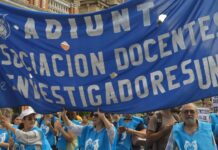 Tucumán: docentes y estudiantes marchan a Casa de Gobierno por el presupuesto universitario