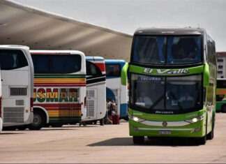 Milei elimina subsidios a pasajes para personas con discapacidad y crece la polémica