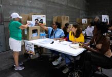 La ultraderecha ganó entre los colombianos en el exterior y marca tendencia electoral