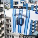 Furor en Bangladesh por el debut de Argentina: diseñaron la camiseta de la Selección más grande del mundo
