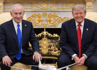 Netanyahu y Trump buscan reactivar las negociaciones con Irán en una reunión clave