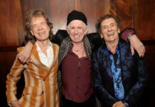 Mick Jagger sigue componiendo y evalúa cederle temas a los Red Hot Chili Peppers