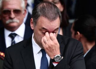 Revés judicial: la Justicia le prohibió a Manuel Adorni salir del país sin autorización