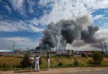 Ucrania lleva la guerra al comercio ruso y ataca cuatro almacenes del gigante Ozon