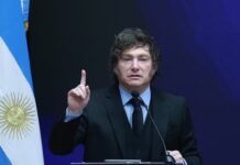 Milei denuncia una conspiración regional tras la detención de su exasesor en Bolivia