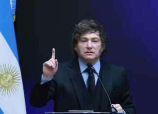 Milei denuncia una conspiración regional tras la detención de su exasesor en Bolivia