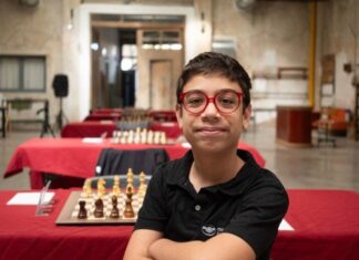 Faustino Oro volvió a hacer historia: le ganó una partida a Magnus Carlsen