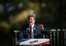 Mélenchon relanza el debate político en Francia con las ecorregiones y una Guardia Ecologista