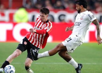 Estudiantes eliminó a Corinthians y es semifinalista